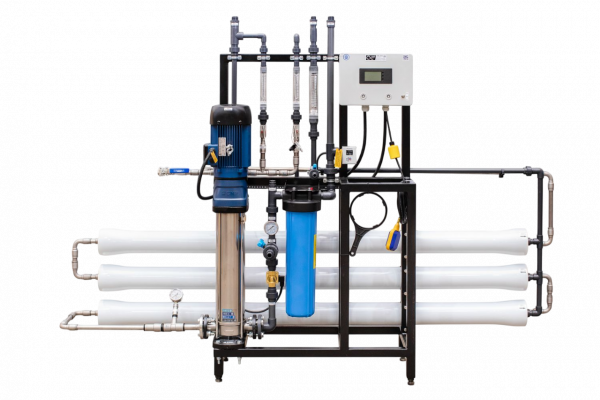 AWT ROB-1000L (6/4040-1W) - установка обратного осмоса на солоноватую воду с насосом