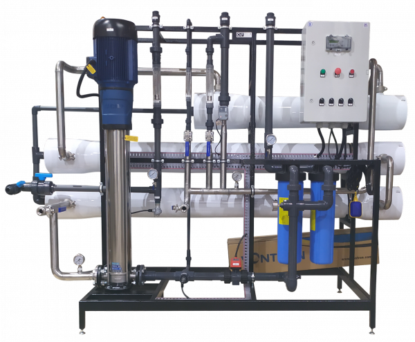 AWT ROB 3,75 - установка обратного осмоса на солоноватую воду с насосом (до 3,75 м3/ч)