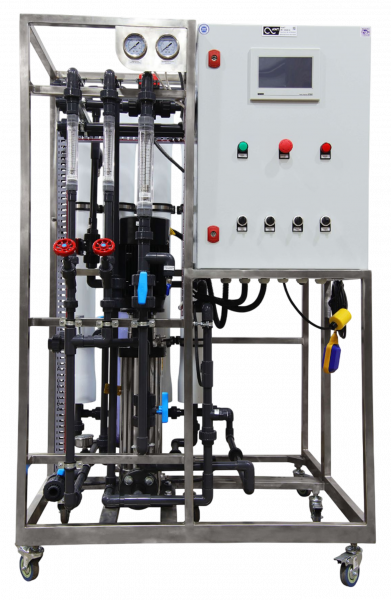 AWT MC 4040-4 - установка обратного осмоса с насосом